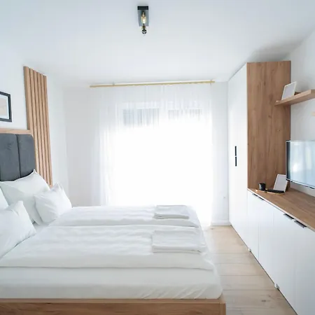 Ritual Feriehus Mostar